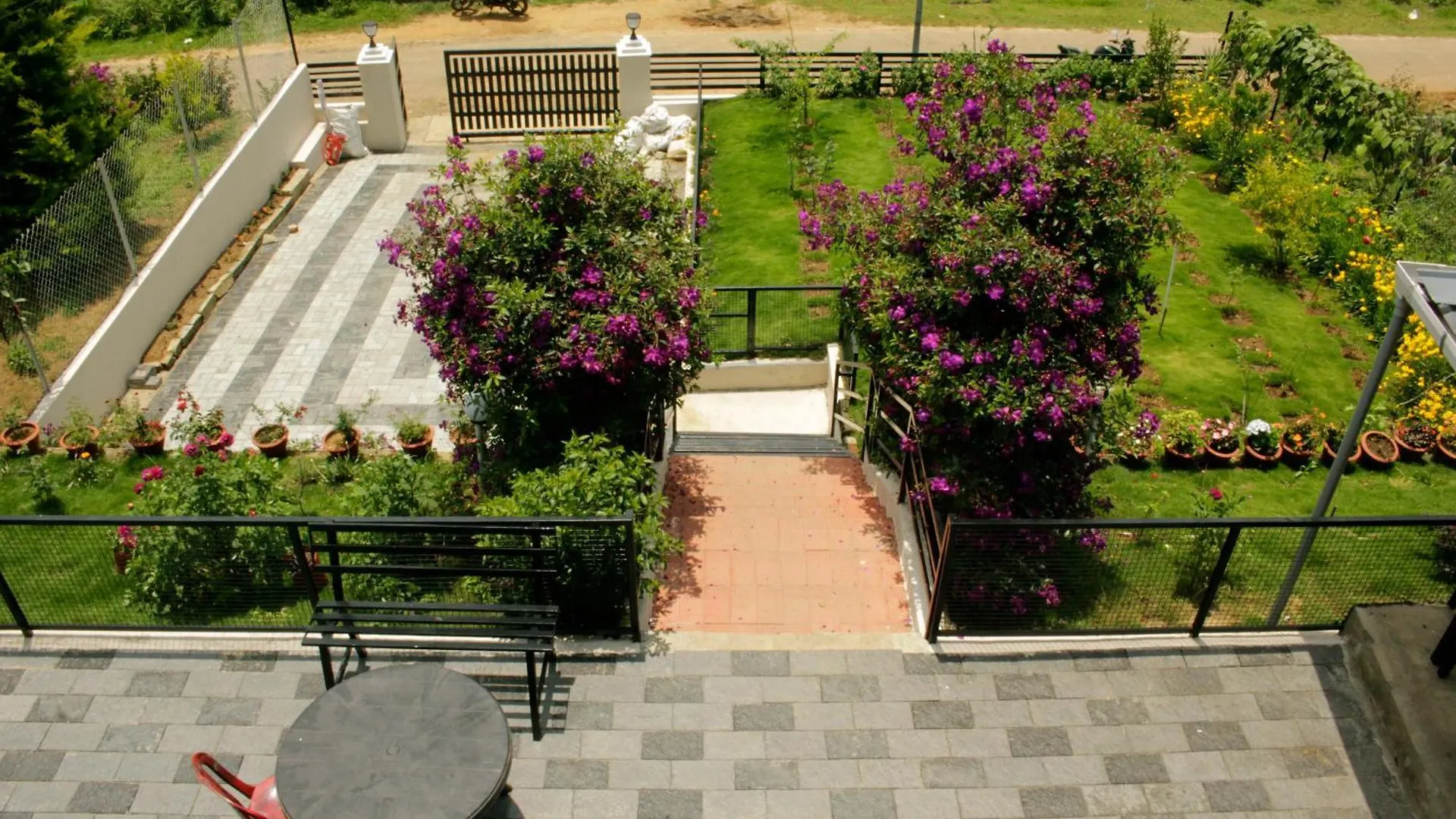 Resort Blue Lake Kanthalloor India